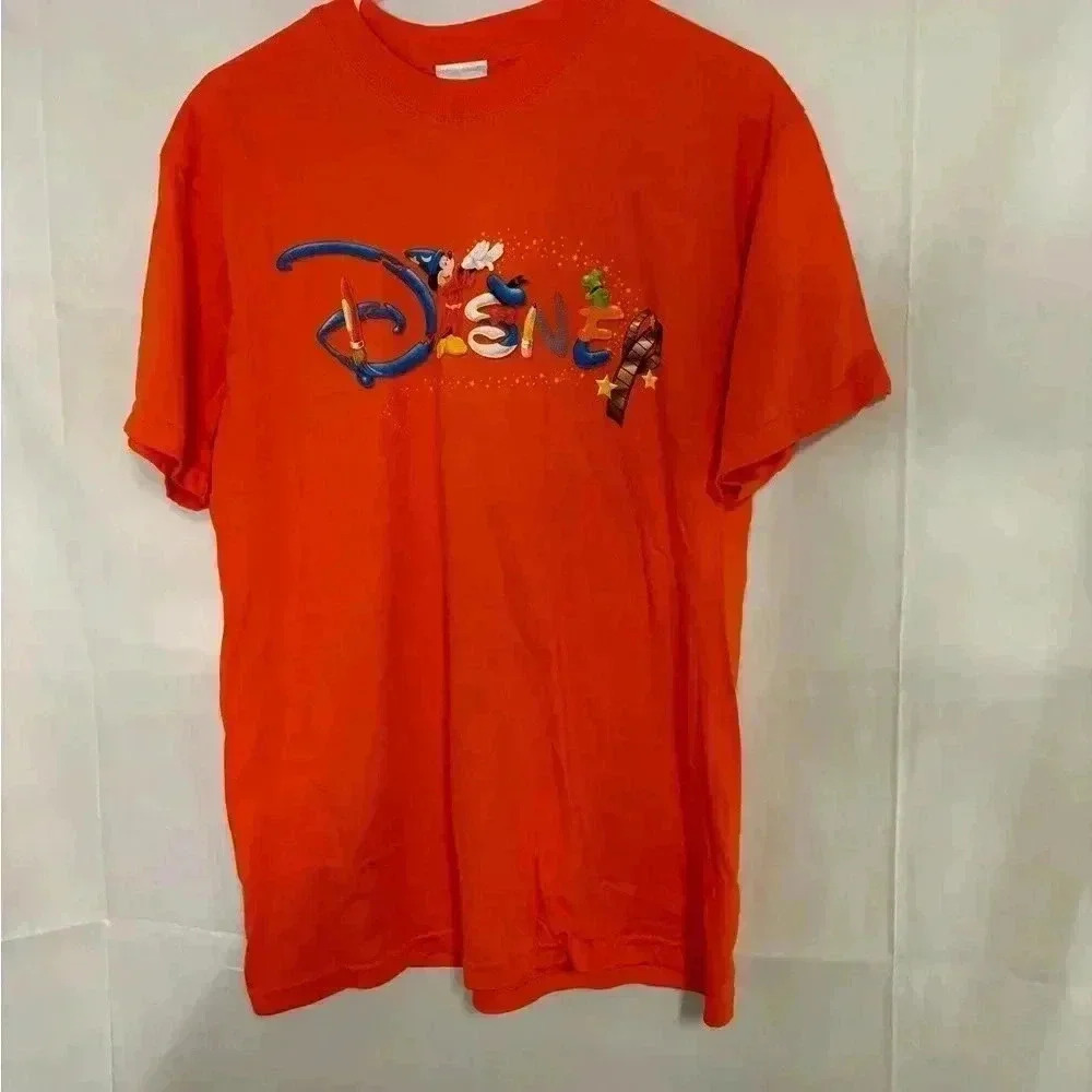 Unisex size medium vintage Disney shirt, #j621
